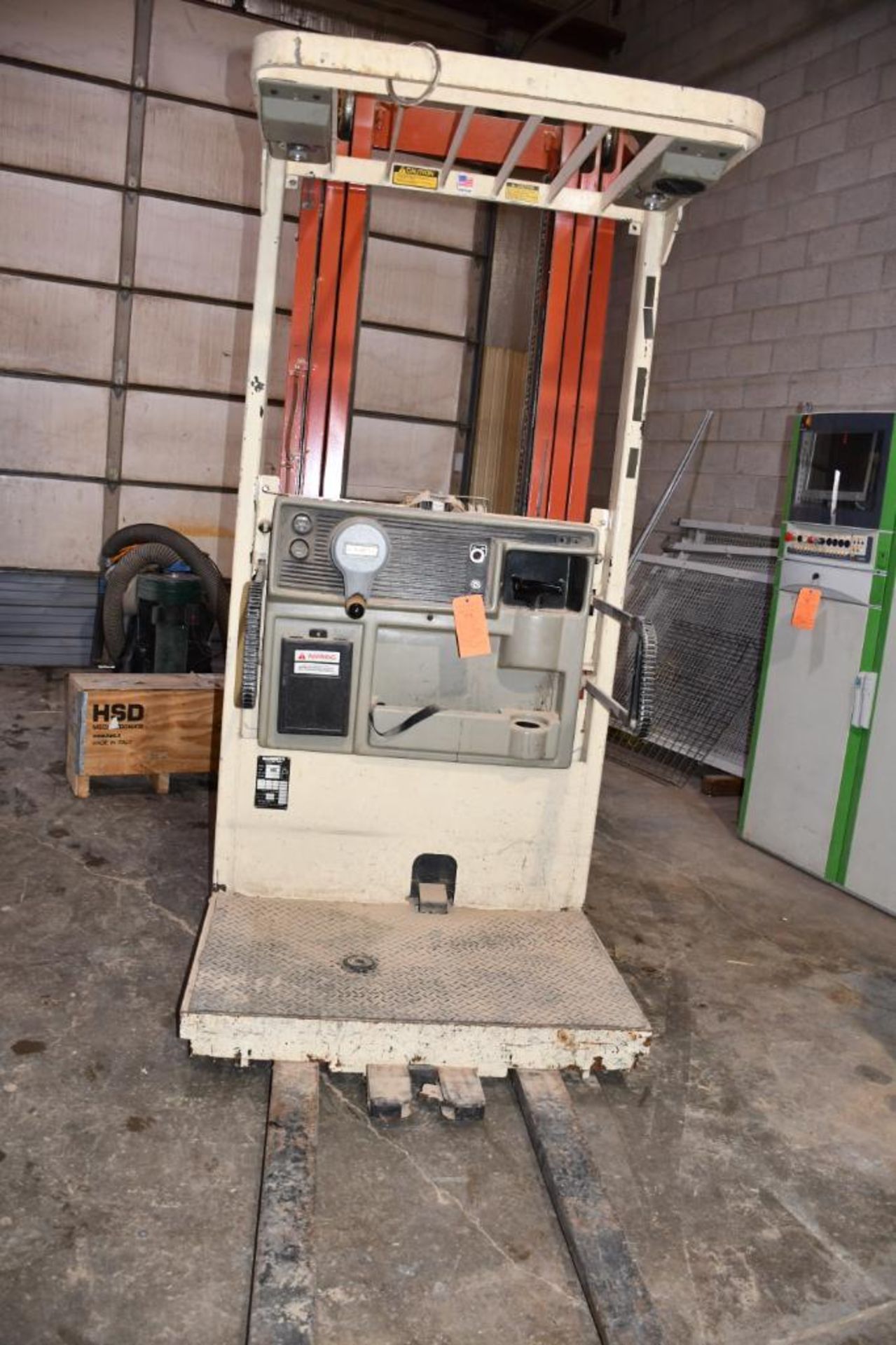 Order Picker Model R30es Barret Order Picker, Model RCOS-1B-30, s/n E-38-78996, Electro ...