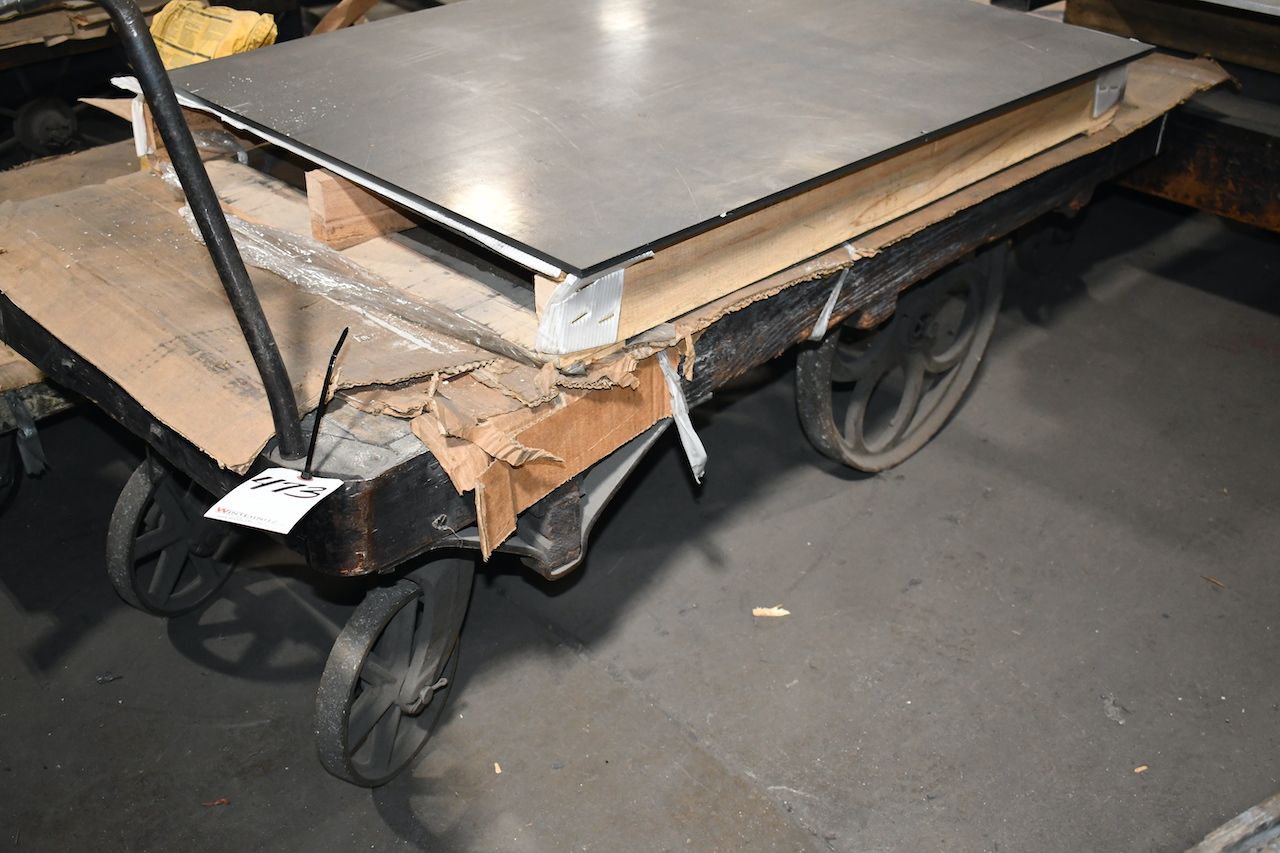 PLATFORM TRUCK (NO CONTENTS)