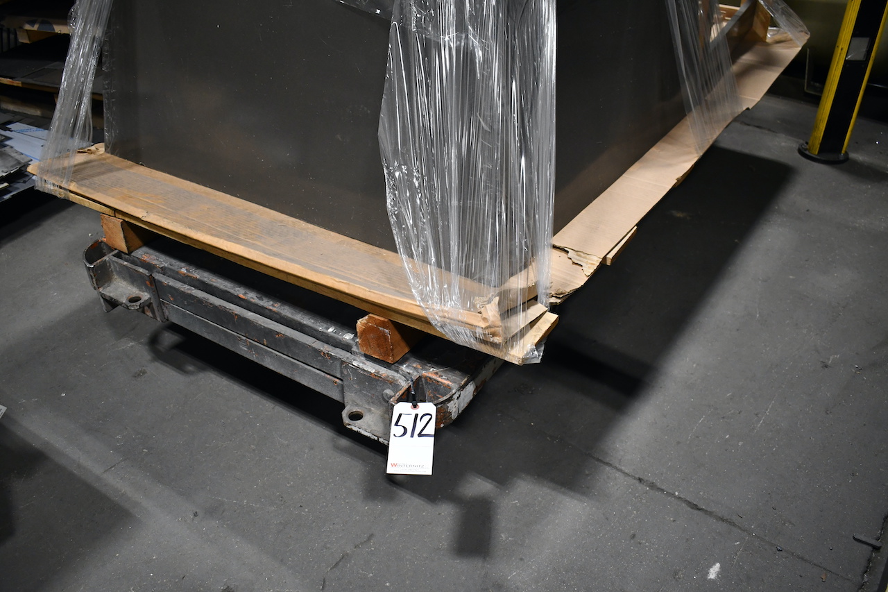 PLATFORM TRUCK (NO CONTENTS)