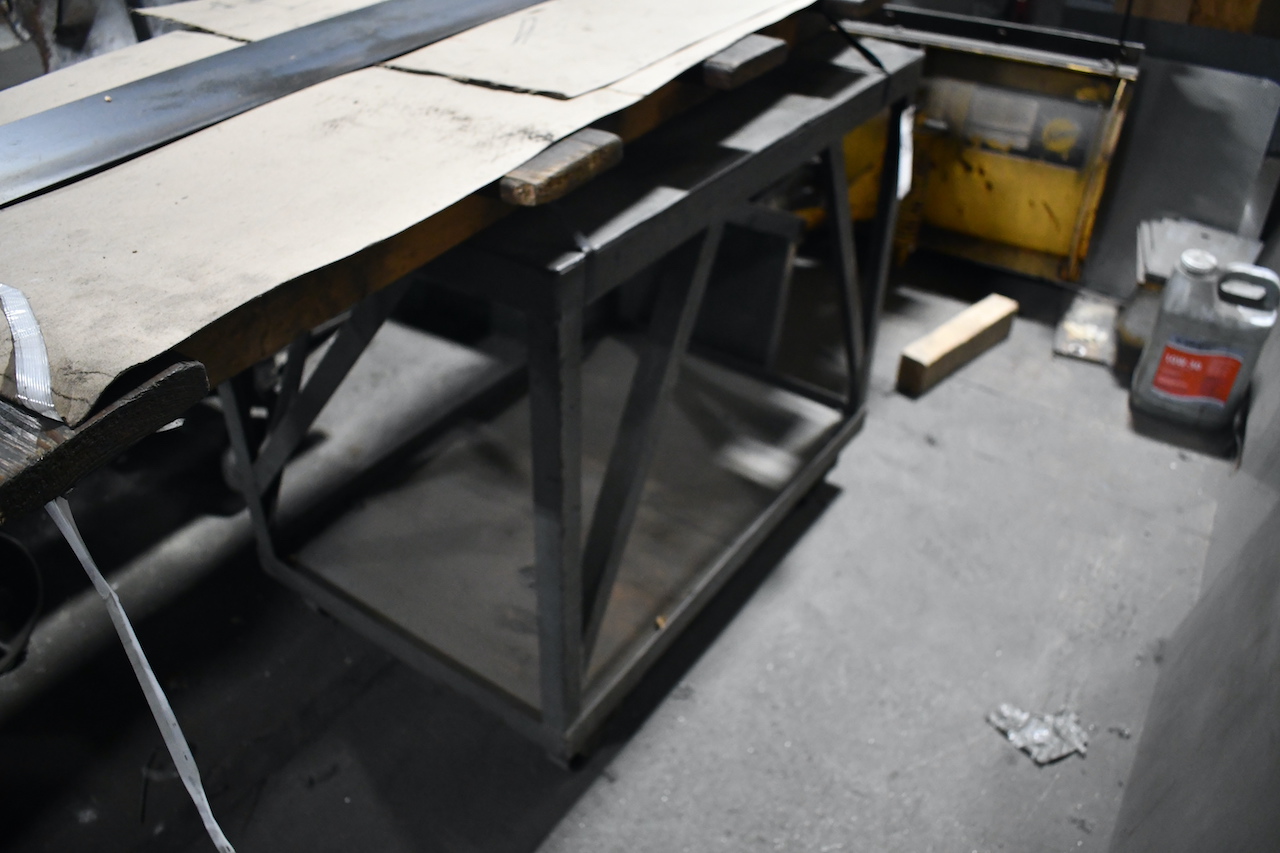 SHOP CART (NO CONTENTS)