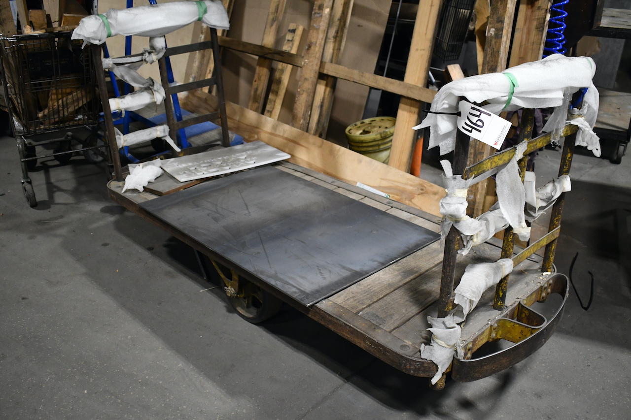 PLATFORM TRUCK (NO CONTENTS)