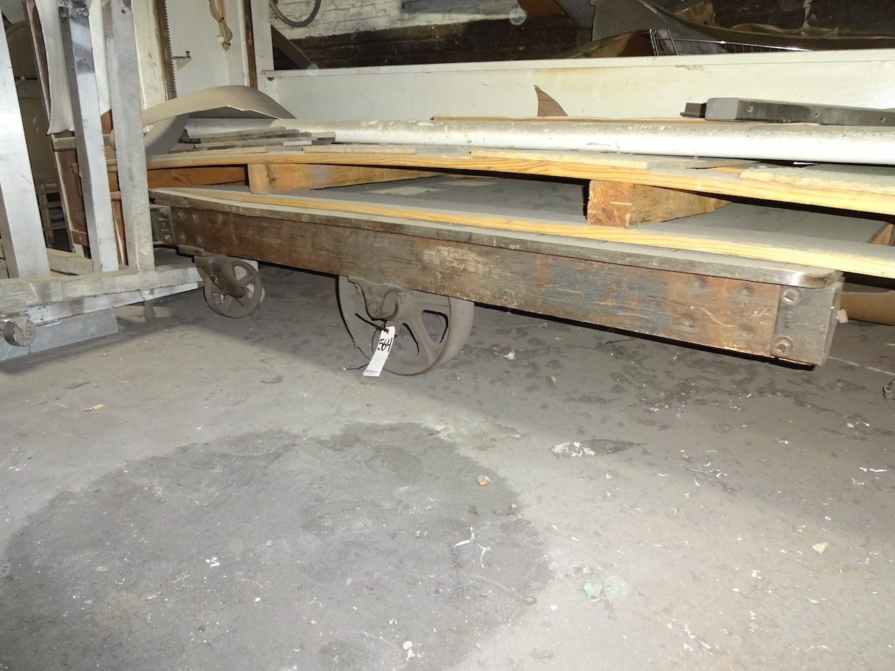 FACTORY TRUCK (NO CONTENTS)