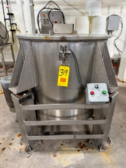 S/S 200 Gallon Spin Dryer with (2) Spare Strainer Baskets and Controls (Subject to BULK BID: Lot