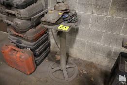 STEEL STAND WITH ASSORTED ABRASIVE DISCS