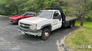 2004 Chevrolet Silverado 3500 Flatbed Truck, VIN: 1GBJC34U37E156710