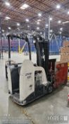 Crown SC 413 Electric Forklift, 3000 lbs Capacity