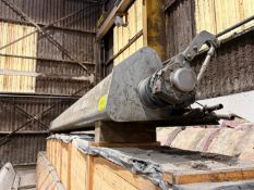 (1) Steel spreader roll (Loc. Sentry Building)