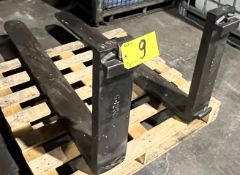 PAIR OF 60" FORKLIFT FORKS