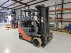 Toyota 8FGCU25 Forklift w/ Side Shift, Clamp, 3 Stage Mast; 2,500lb Capacity, 8,569 Hours, No Forks