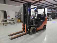 Toyota 8FGCU32 Forklift w/ FC/Push Pull, Side Shift, 2 Stage Mast & Digital Speedometer; 4,500lb