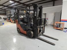 Toyota 8FGCU30 Forklift w/ Side Shift, 2 Stage Mast; 4,500lb Capacity, 16,870 Hours