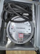 Dwyer Magnehelic Pressure Meter in Box