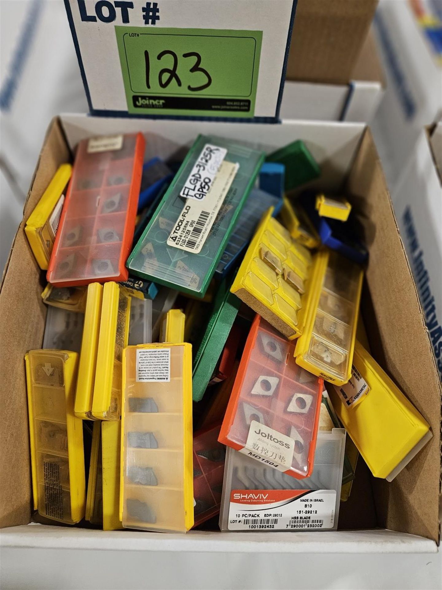 Cutter Insert Box BOX OF ASSORTED CARBIDE INSERT CUTTERS