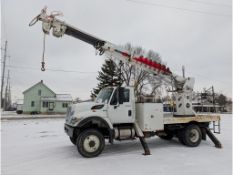 2013 International 7300 4x4 Digger Derrick