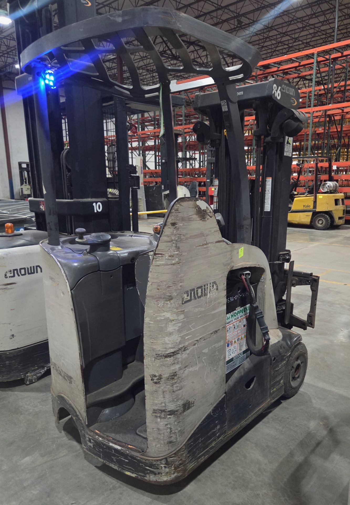 Crown Rc5535 Crown Dockstocker Forklift- Crown RC5535 Dockstocker Forklift- 9378.1 Hours