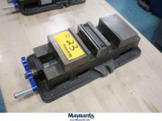 Kurt 6" Jaw Machine Vise