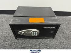 SentraSafe (17" W x 13-1/2" D x 9"H)