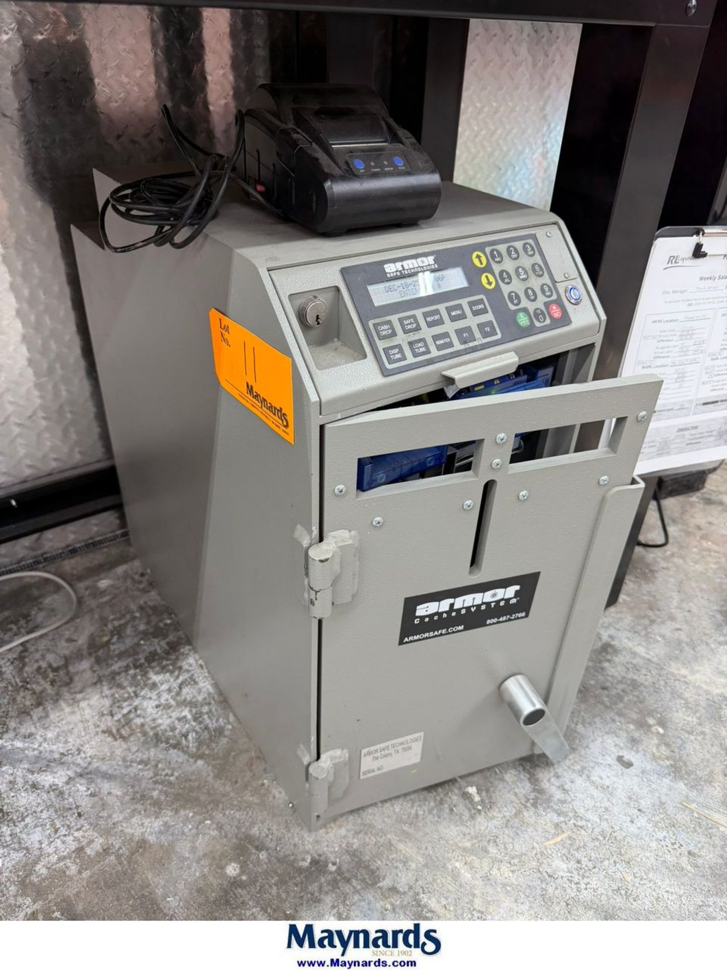 Armor Safe Technologies Cash Management Safe , S/N 22032462-0053 [Loc ...