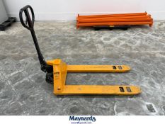 Uline 5,500 Lb. Cap. Standard Fork Pallet Jack (H-1043)