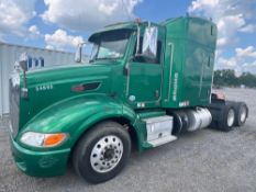 2014 Peterbilt 384 T/A Sleeper Cab Road Tractor