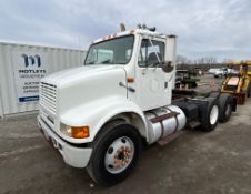 2000 International 8100 T/A Road Tractor