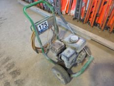 John Deere 3000# Pressure Washer