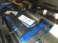 Kurt 8 inch Machinst Vise