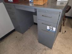 Lot: QC Room Tables and Cabinets