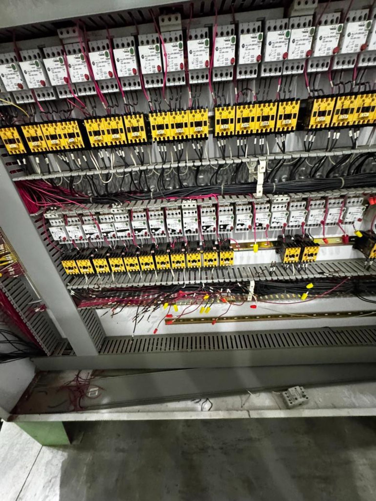 Mantissa Corporation Control Panel, 480 Volt, w/ Cutler Hammer Heavy ...
