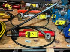 Hydraulic Pump w/ Approx. 5-Ton Hydraulic Jack