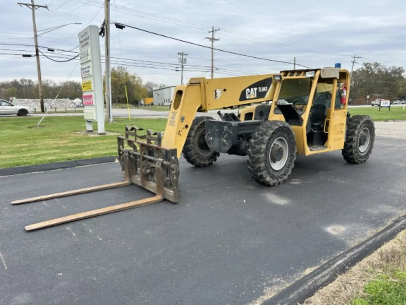 Cardinal Contracting, LLC - Forklifts, Cranes, & Trailers