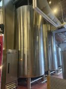 170 HL Stainless Steel Water Tank, Single Wall, Dish Bottom, 4 Stainless Steel Legs with Leveling