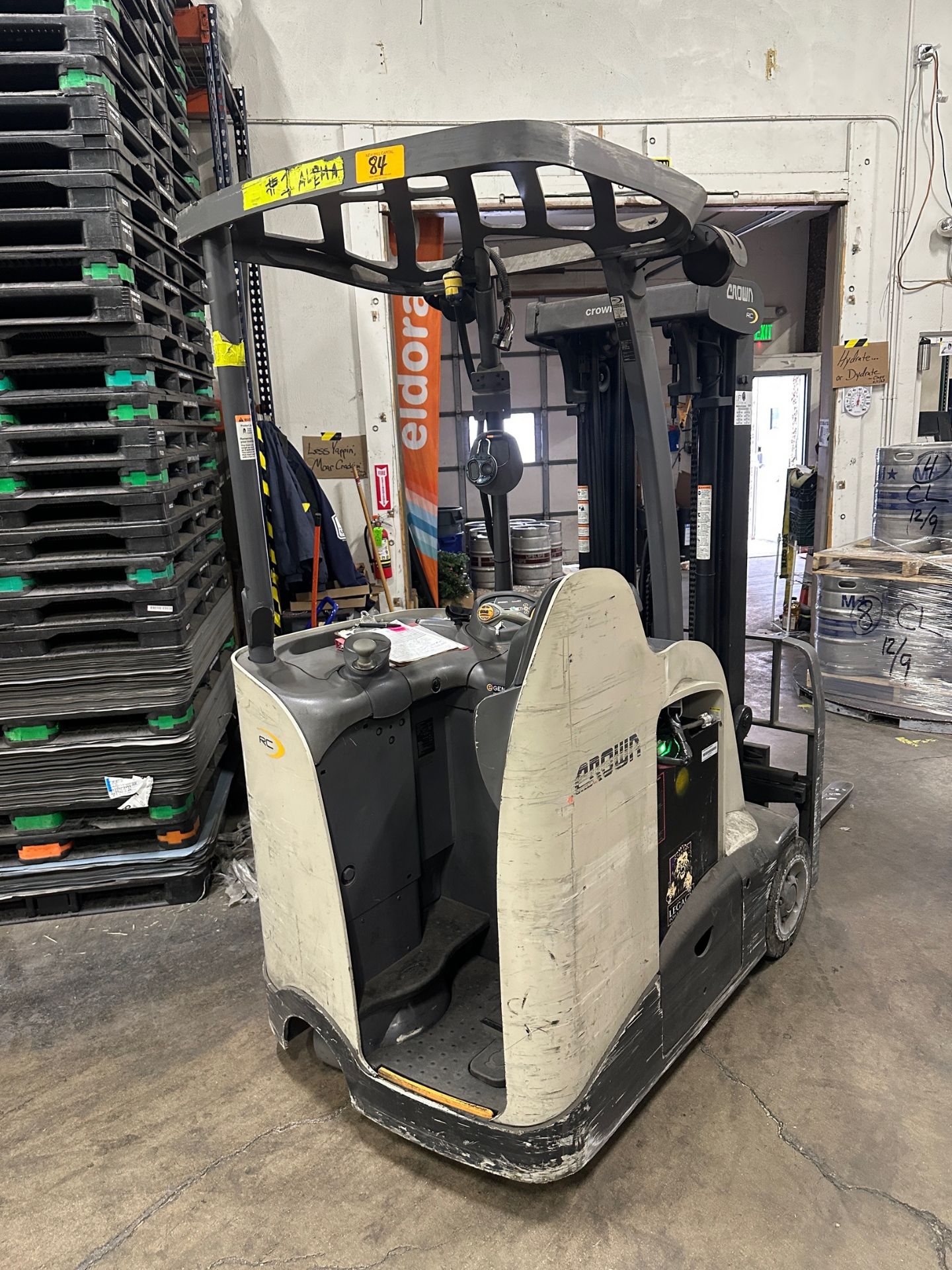 Crown Rc5535 Crown Stand-Up 36V Electric Forklift - Model RC5535-35, S/N 1A400770