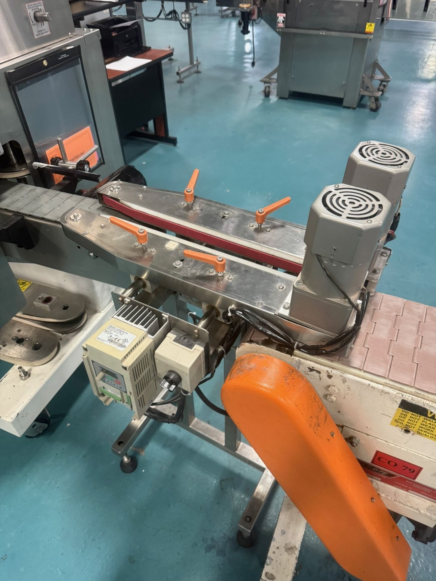 Kaps-All Model FE-4 Automatic 4 Spindle Inline Screw Capper with Side ...