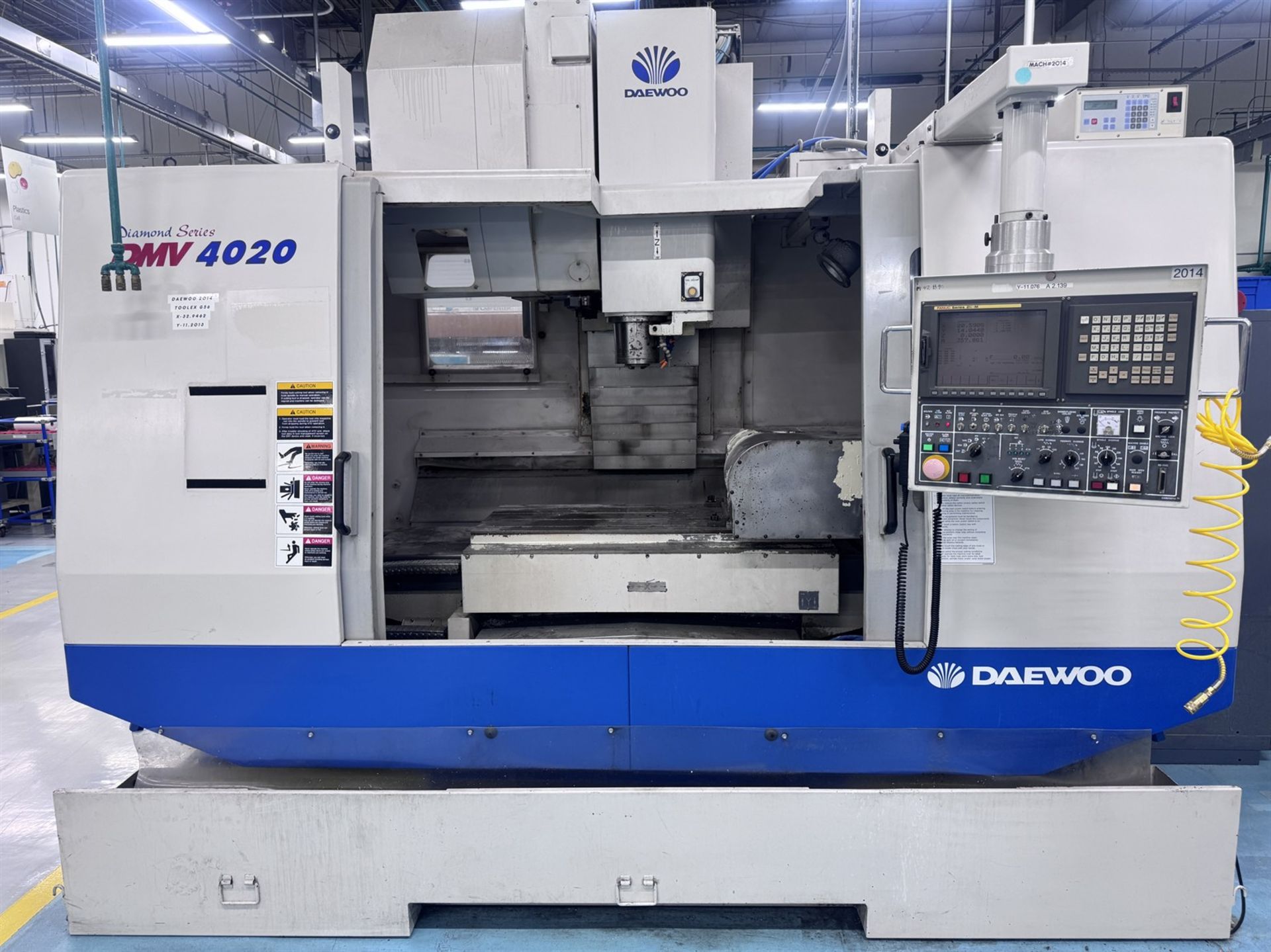 2003 DAEWOO DMV4020 4-Axis Vertical Machining Center, s/n AV5E1311, w/ Fanuc 21i-M Control, 19-3/ - Image 2 of 8