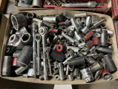 Lot Comprising Assorted Sockets w/ 1/2" and 1/4" Ratchets