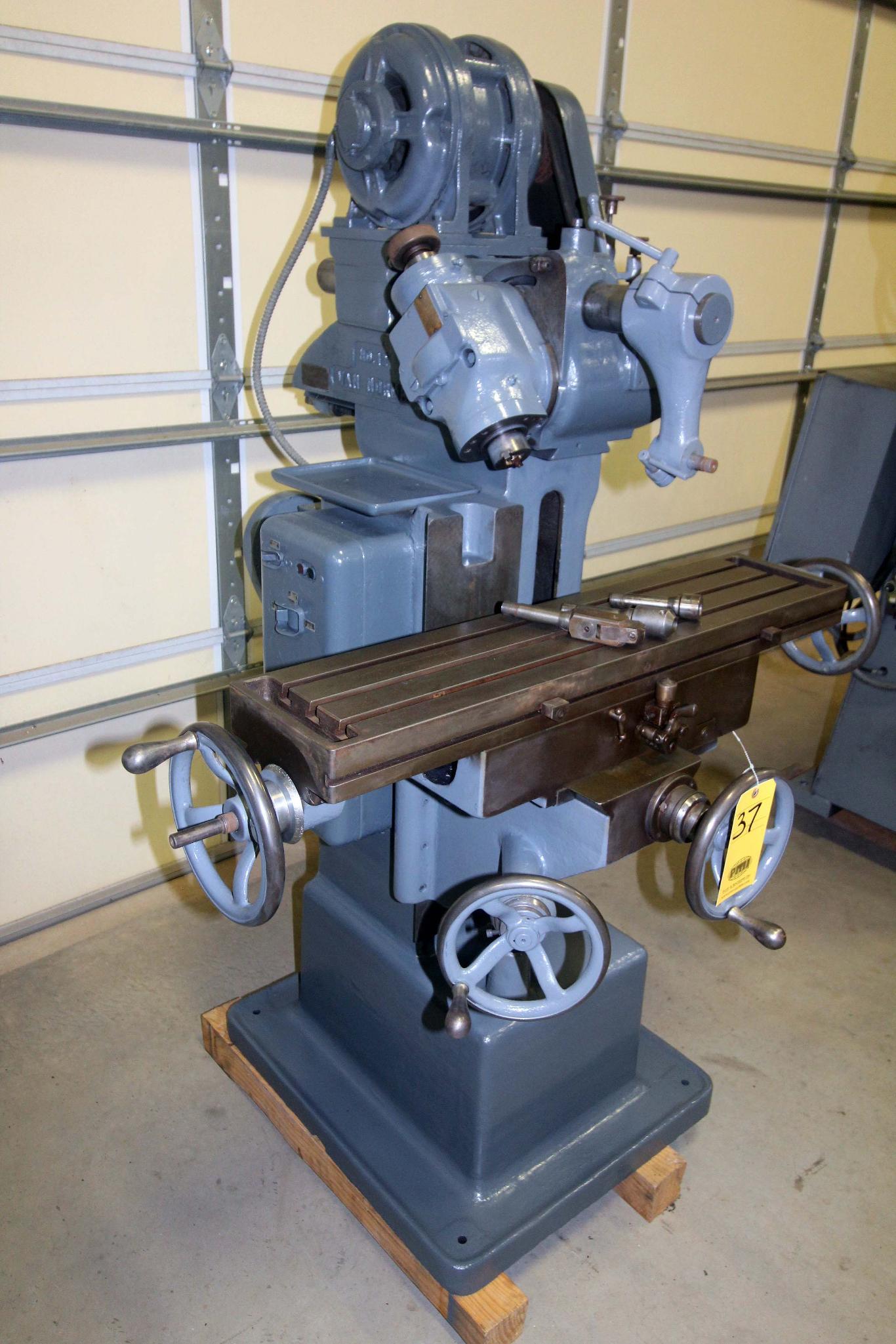 MILLING MACHINE, VAN NORMAN No. 12, power feed, overarm support, including 3 collets (Located at: MK