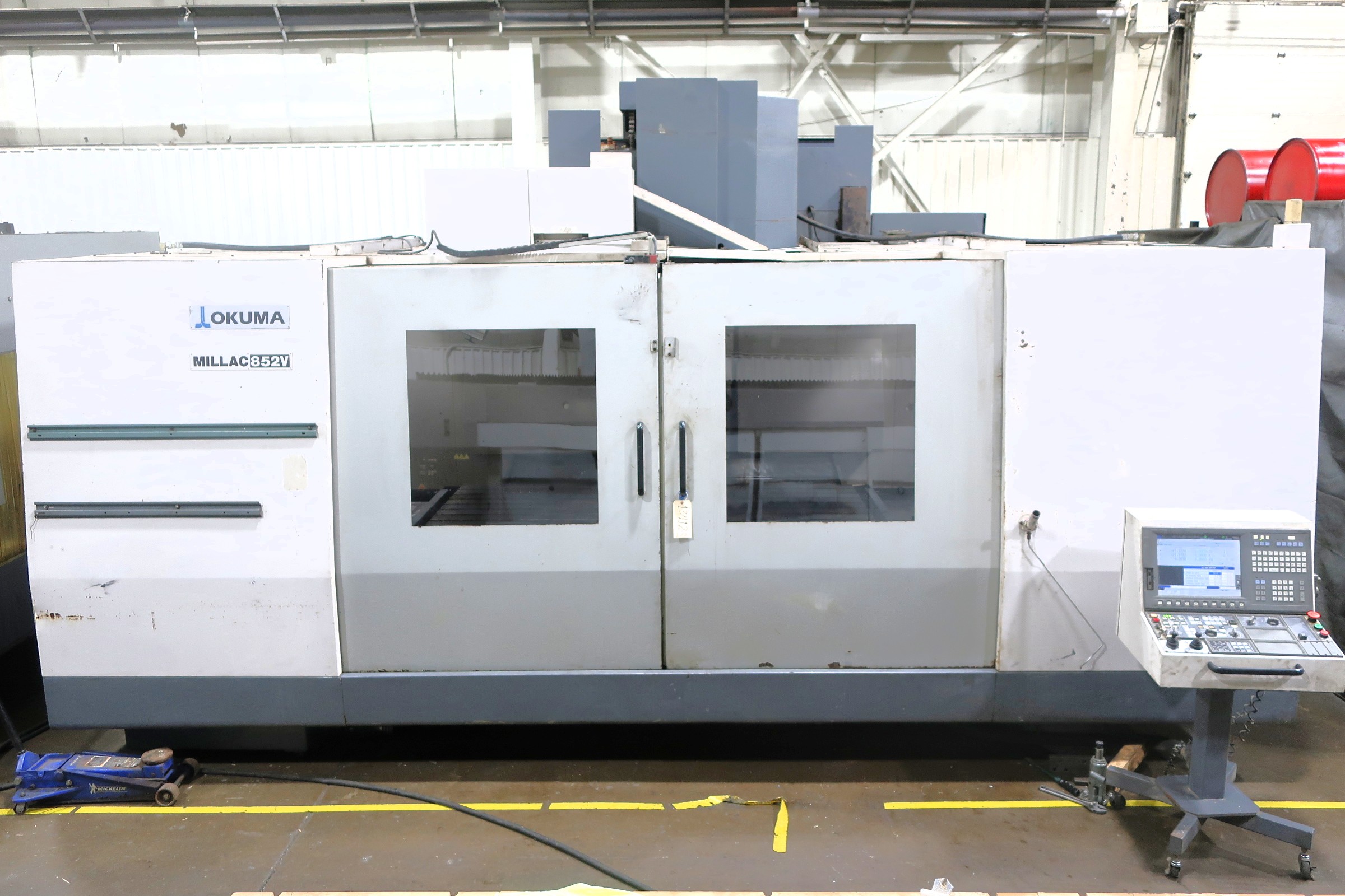 OKUMA MILLAC 852V LARGE CNC 3-AXIS 50 TAPER VERTICAL MACHINING CENTER, S/N 85697, NEW 2008