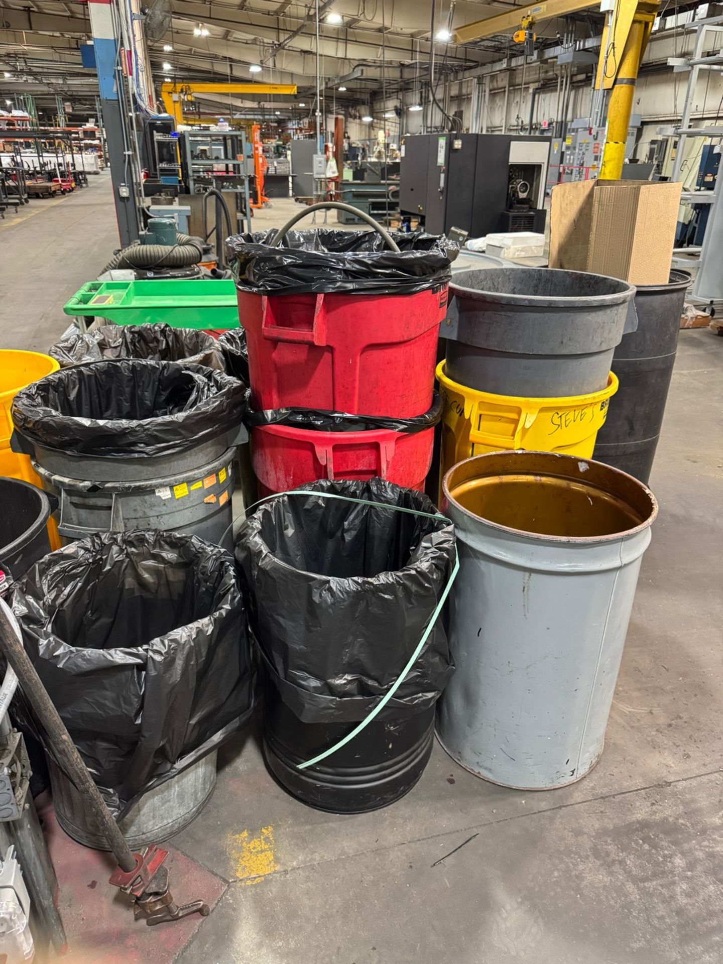 Lot of Assorted Trash Cans