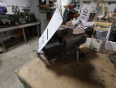 3-1/2" Craftsman Bench Vise