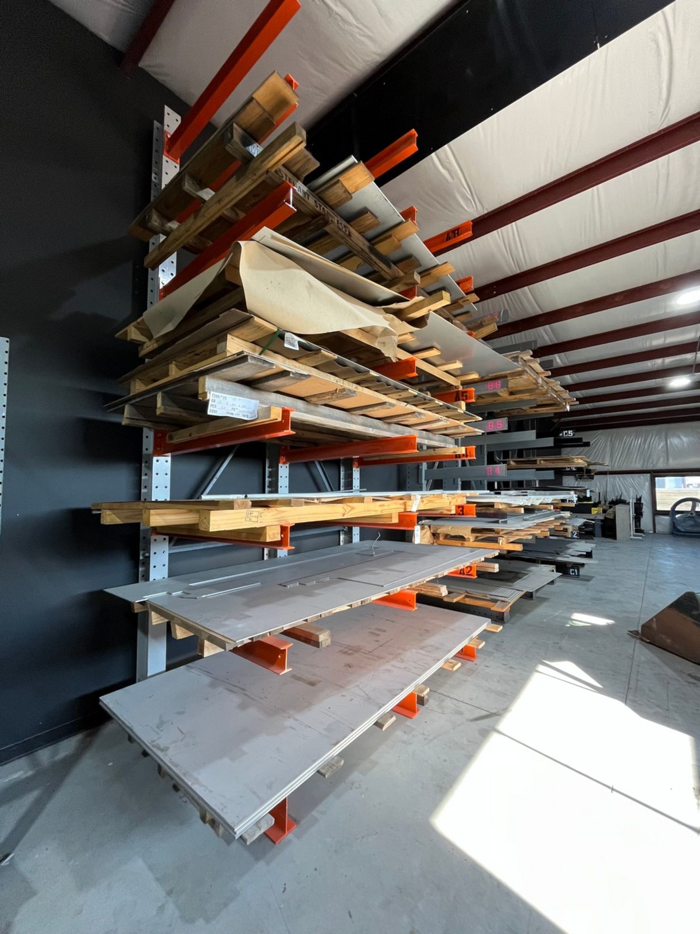 Cantilever Rack (RACK ONLY, NO MATERIAL)