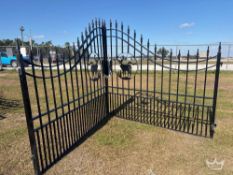 2025 14ft. Bi-Parting Driveway Gate