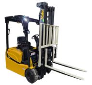 2019 Yale 3,000lbs Capacity 3-wheel Electric Forklift 48V sideshift 3-STAGE MAST