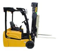 2019 Yale 3,000lbs Capacity 3-wheel Electric Forklift 48V sideshift 3-STAGE MAST