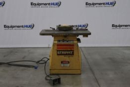 Strippit Notchrite 8.75" x 8.75" x 10 GA. Hydraulic Power Corner Notcher