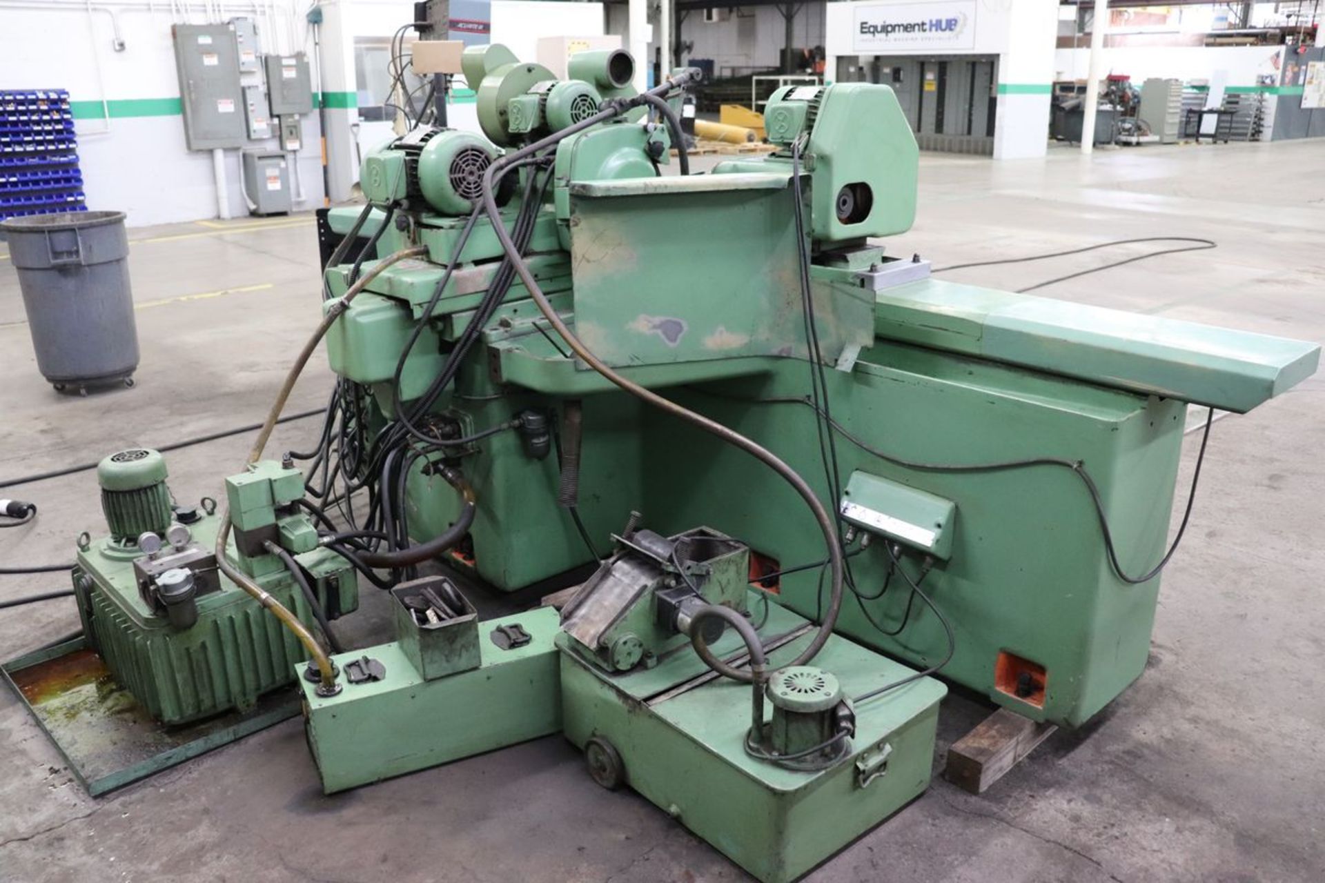 TONG IL TGUA-27 10.6? X 41.3? Universal Cylindrical Grinder w/ Acu-Rite ...