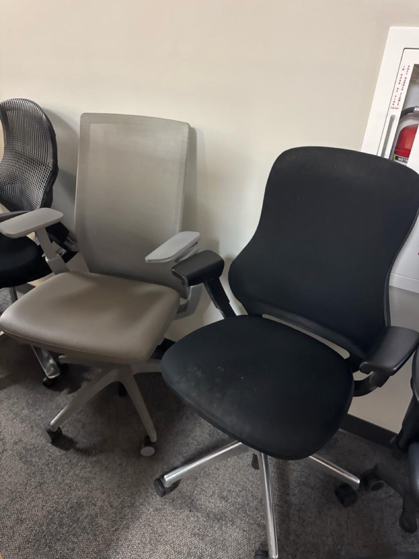Lot (22) Assorted Office Chairs