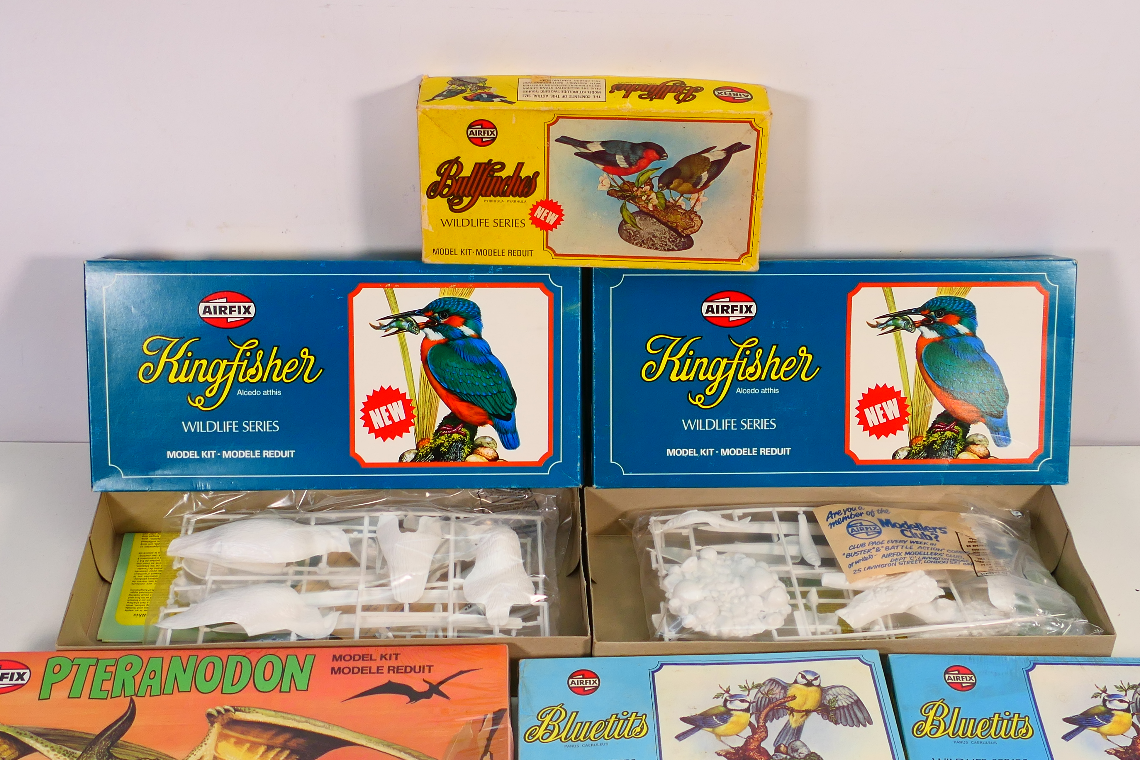 Airfix - Eight boxed vintage plastic model kits predominately from the ...