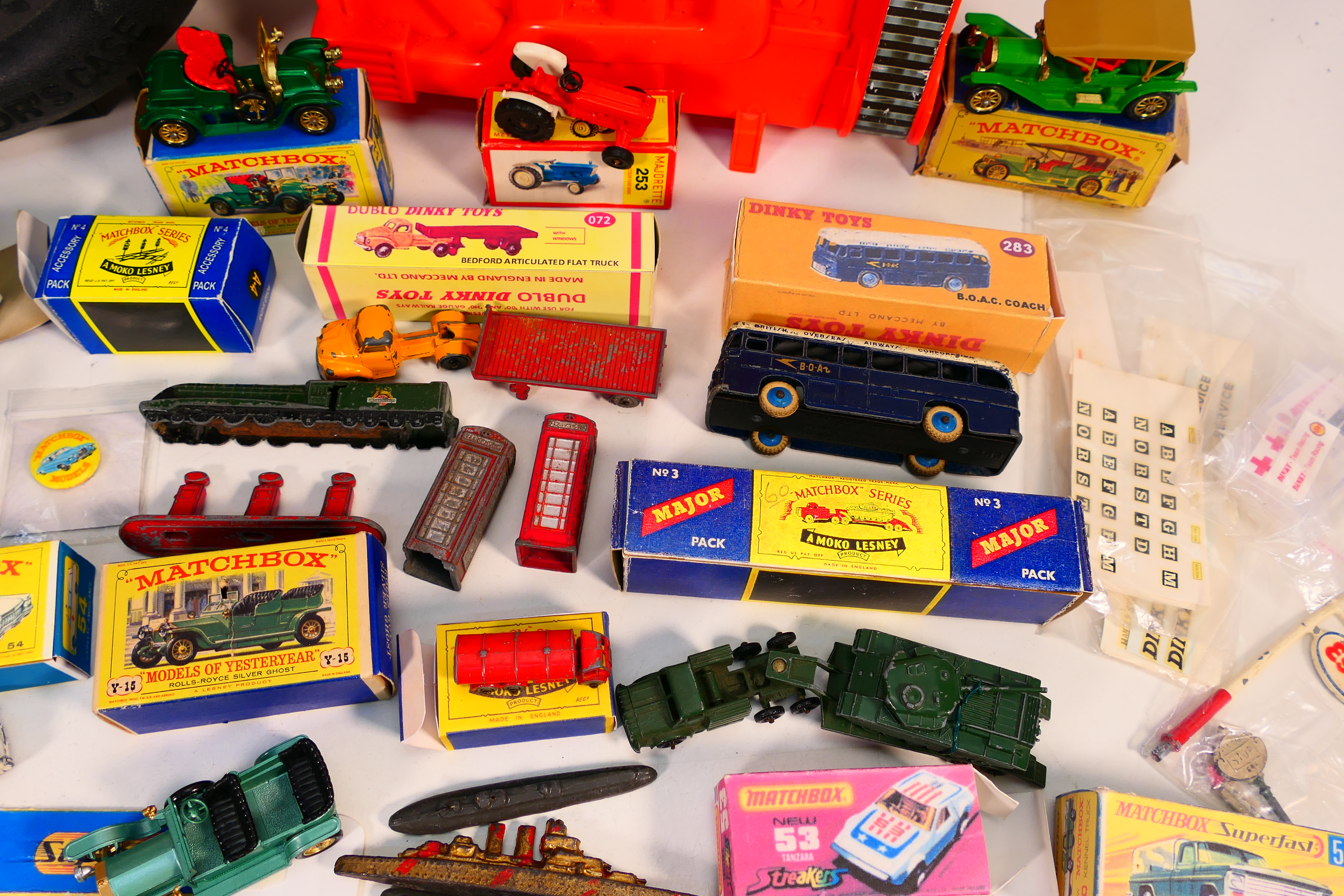 Matchbox - Majorette - Dinky Toys - Other - A collection of mainly ...