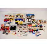 Lego - A collection of vintage 1970s Lego sets, Piano # 293, Police Helicopter # 645,